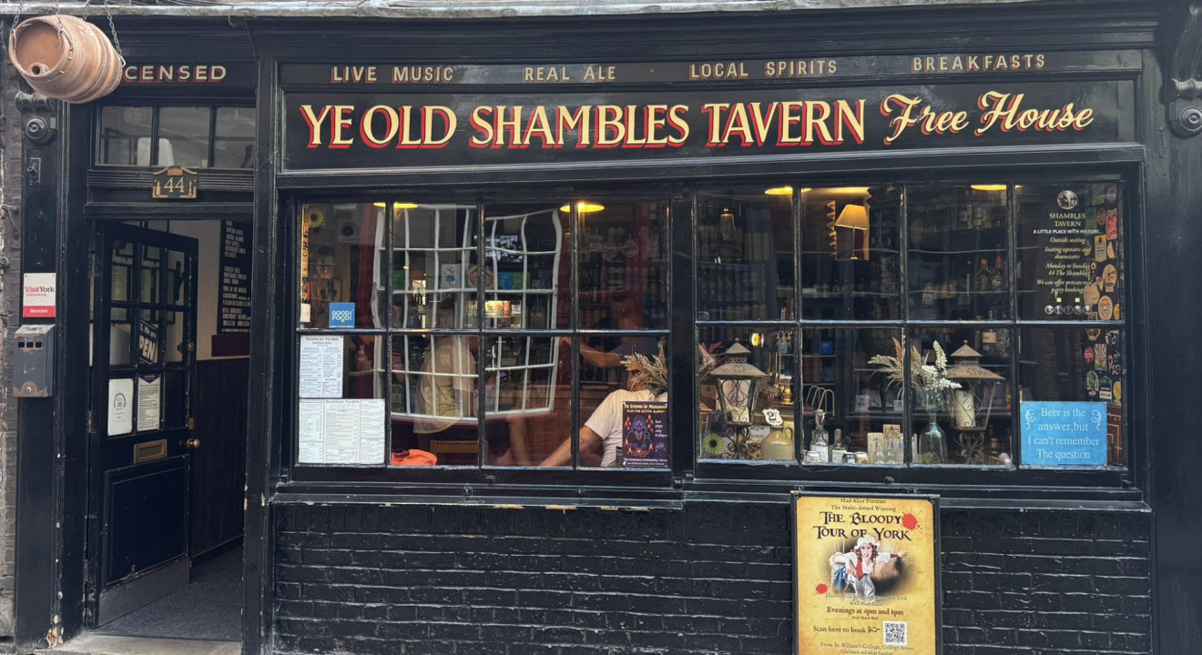 Pub 17 Shambles Tavern