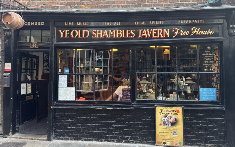 Pub 17 Shambles Tavern